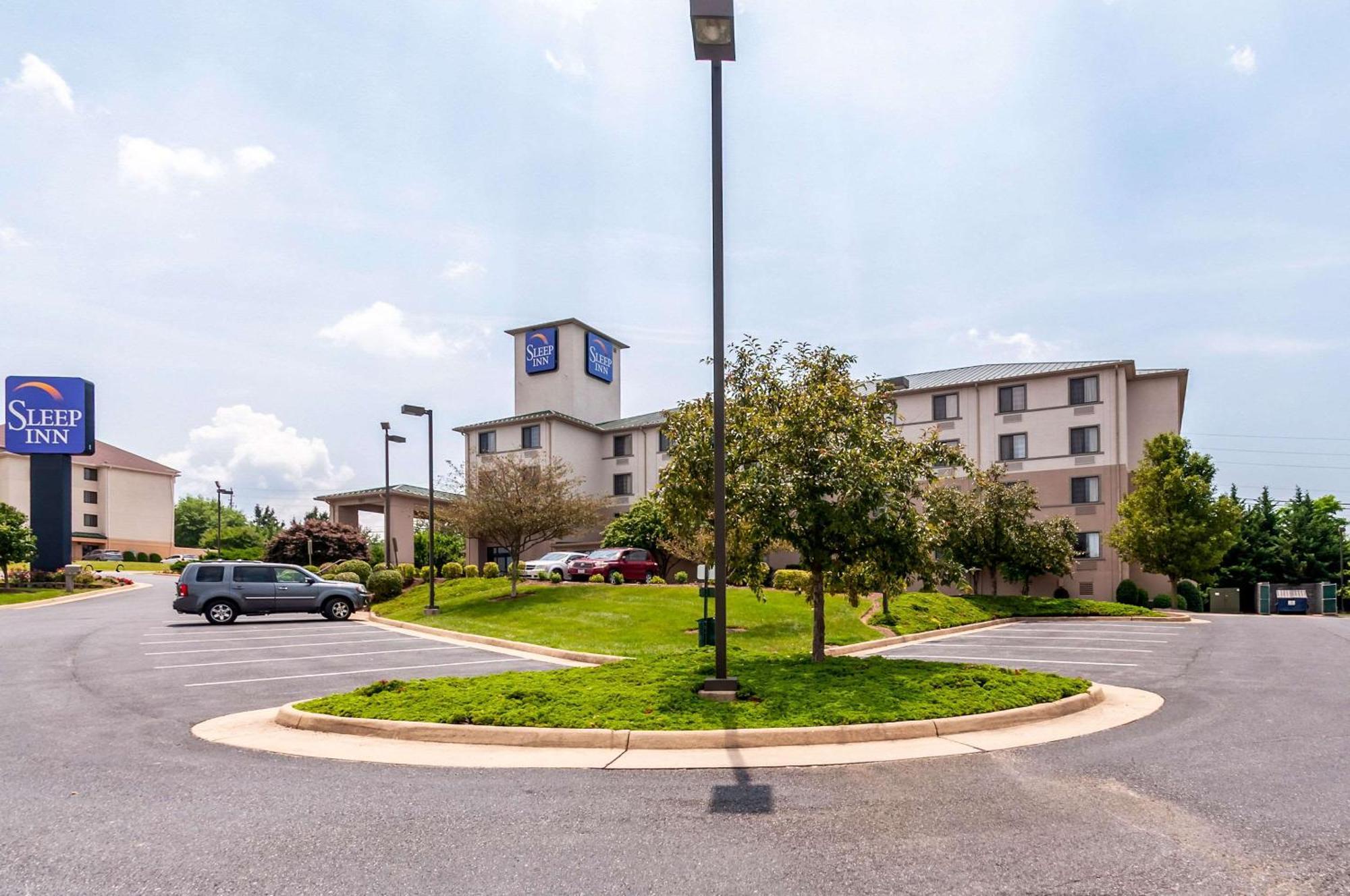 Sleep Inn & Suites Harrisonburg Near University Exterior foto