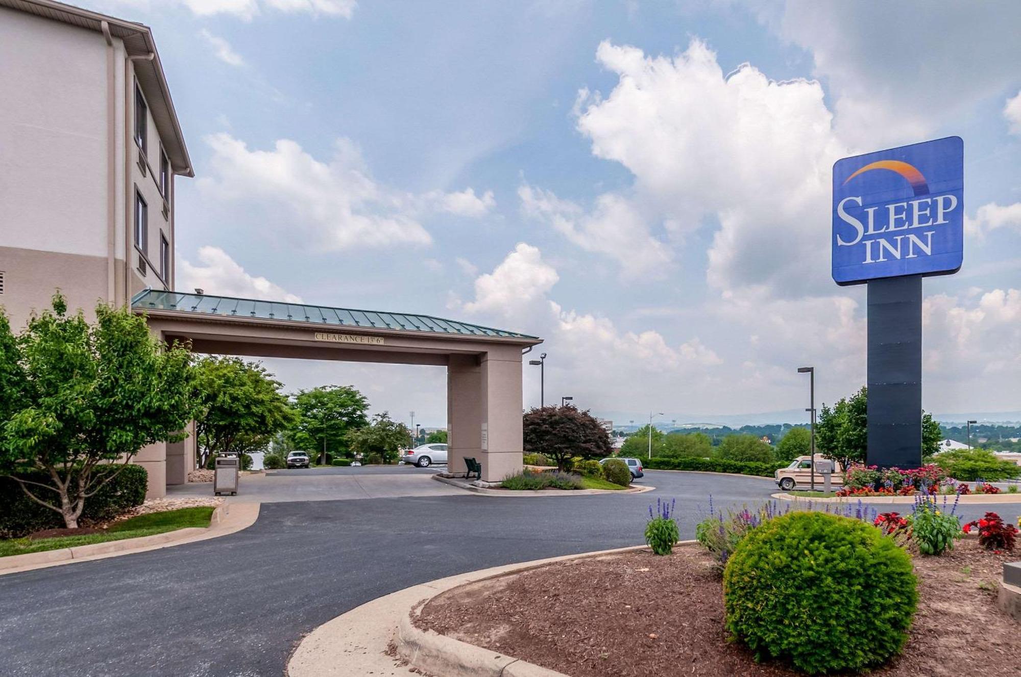 Sleep Inn & Suites Harrisonburg Near University Exterior foto